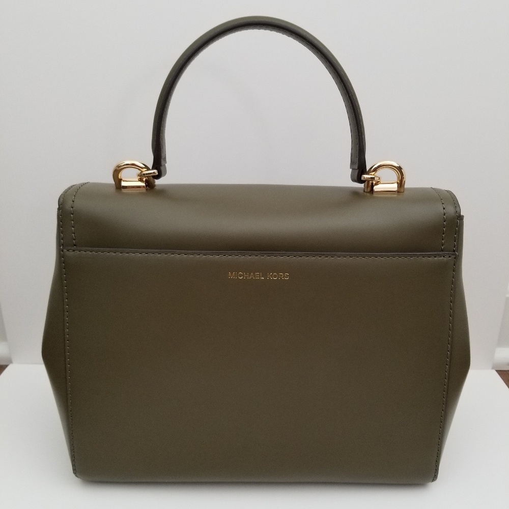 New Michael Kors Ava Bag - Picture 2 of 8